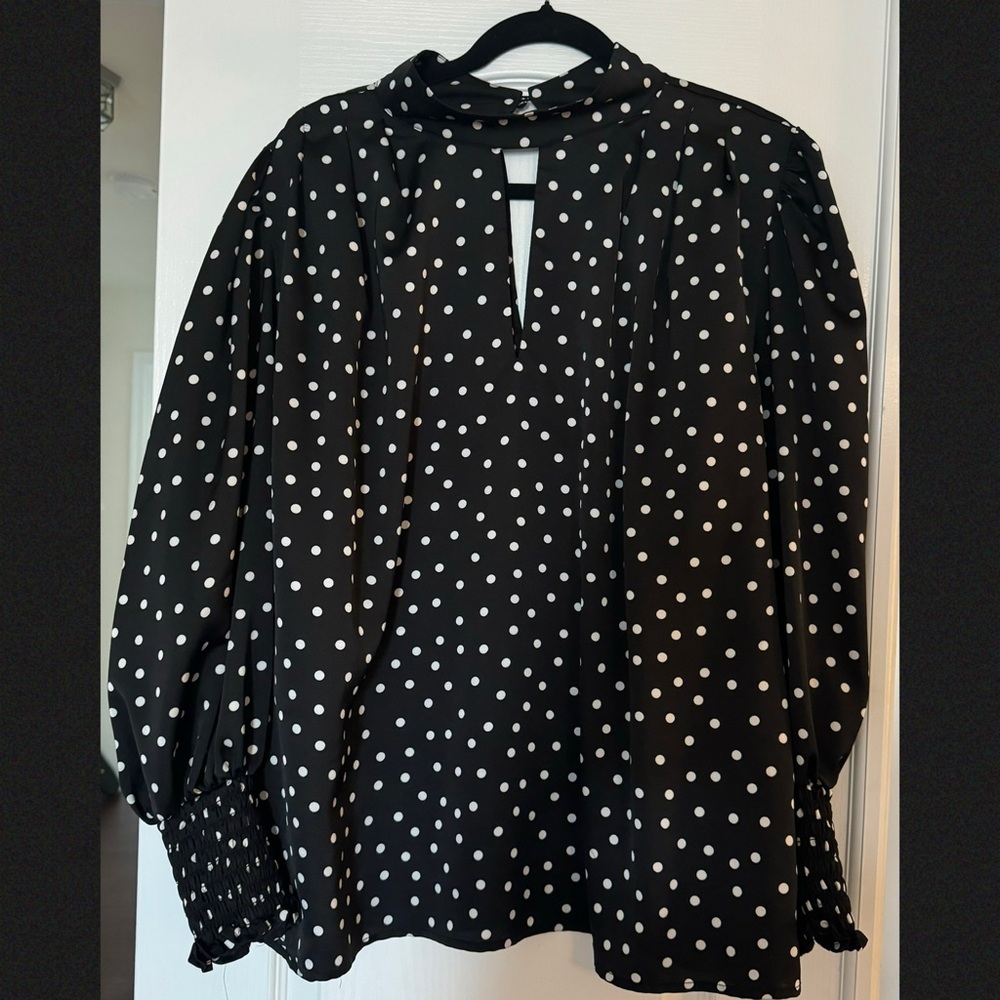 Eloquii Elements Polka Dot Keyhole Blouse with Balloon Sleeves